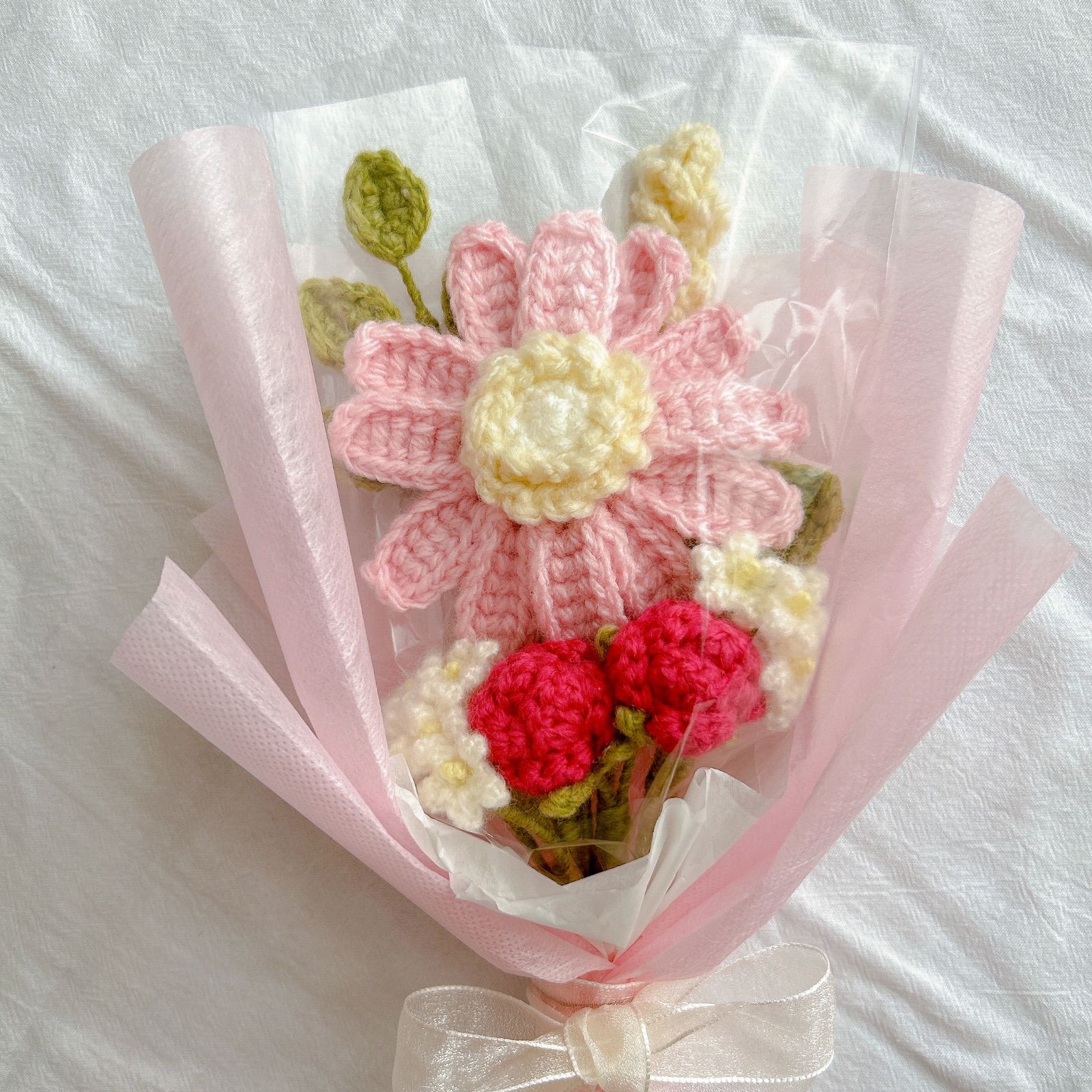 なっぴ様⭐︎ハンドメイド　枯れない花束　ミニ　花束22個（ラベンダー66本） 枯れない花束 枯れない花 毛糸の花束 ガーベラ ミニバラ
