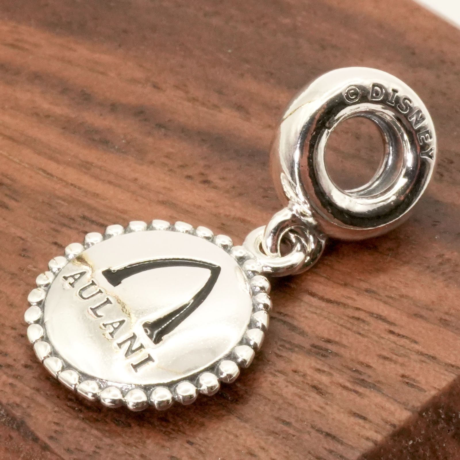 PANDORA パンドラ　ディズニー　アウラニ　ダングルチャーム ディズニー アウラニ ハワイ パンドラ Pandora チャーム