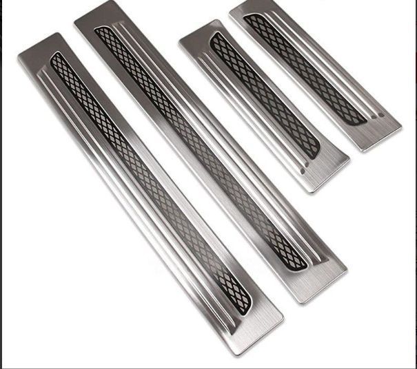 新型アウトランダー PHEV GN系 カスタム パーツ OUTLANDER スカッフプレート サイドステップガーニッシュ ステップガード