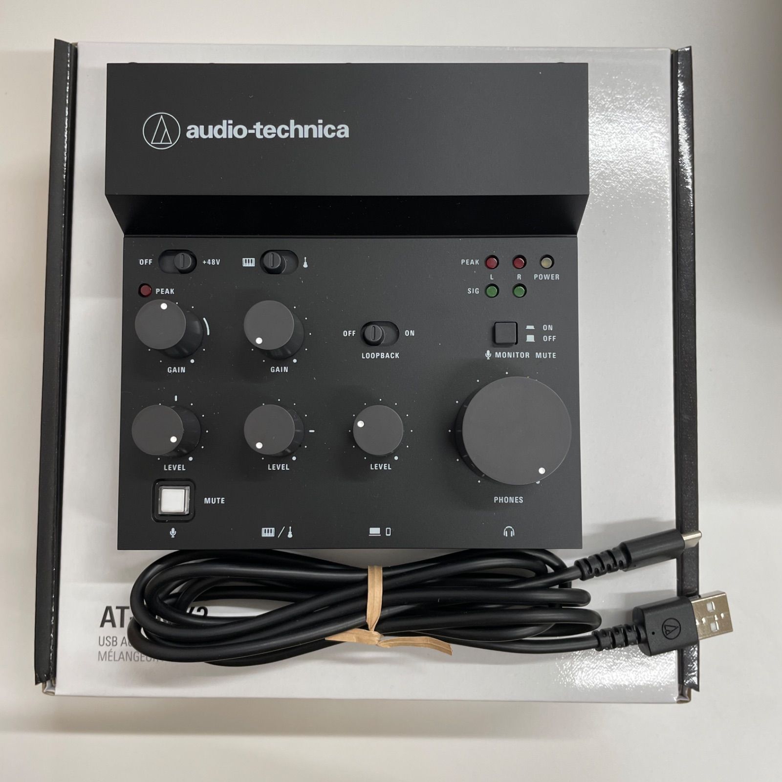 Q3498 YAMAHA AG03 ミキシングコンソール 本体のみ Q3498 YAMAHA AG03