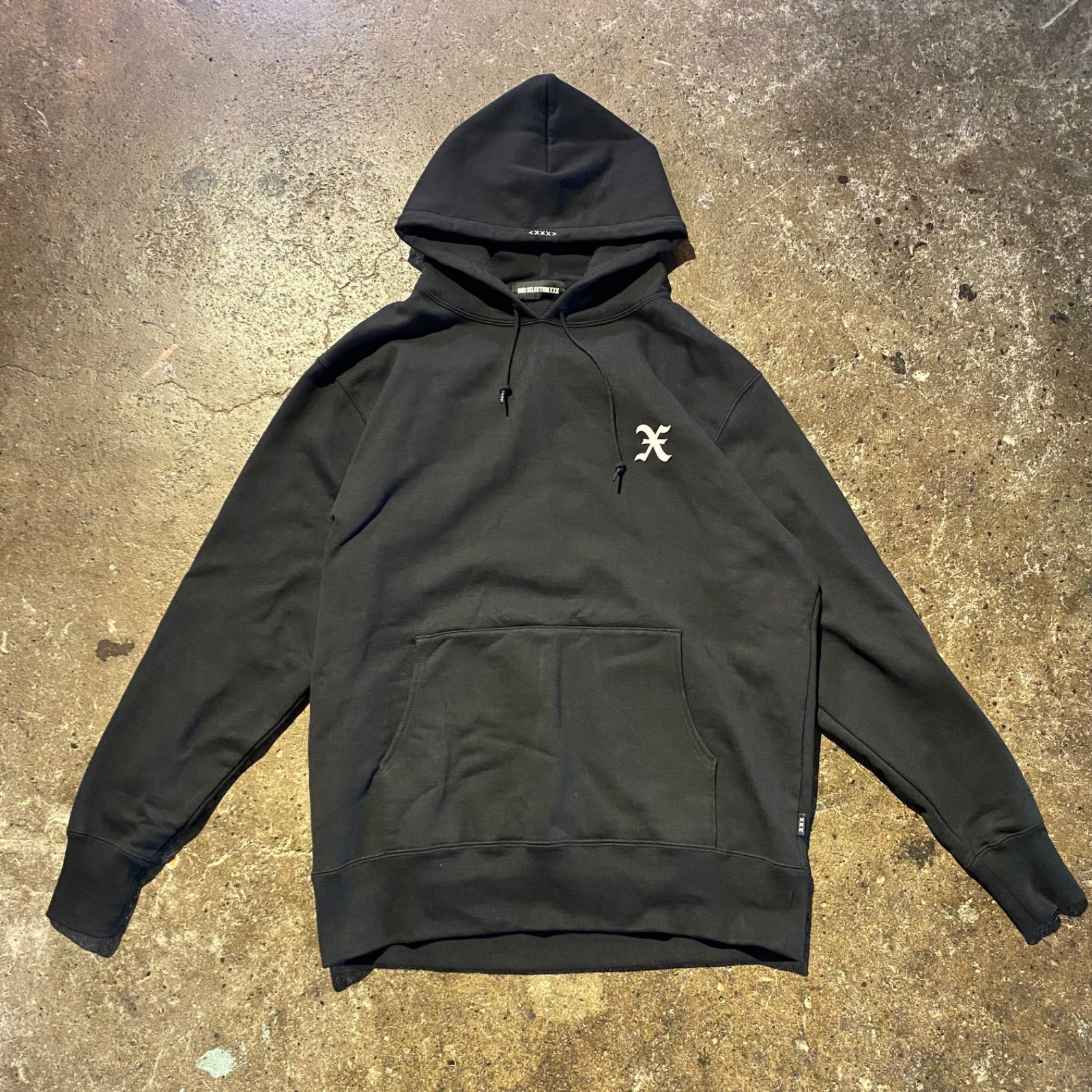 GOD SELECTION XXX パーカー 黒 【公式通販】