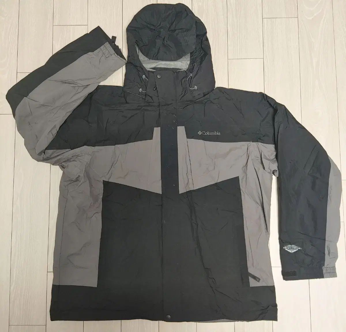 コロンビア Columbia ウィンドブレーカー XL
