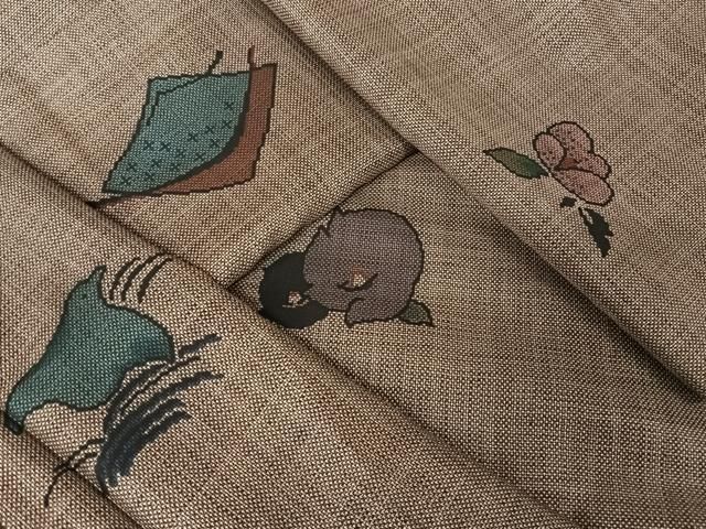 平和屋着物●本場大島紬　カタス9マルキ　草花文　千鳥　正絹　逸品　AAAX0278np 平和屋着物○本場大島紬 カタス9マルキ 草花文 千鳥 正絹 逸品