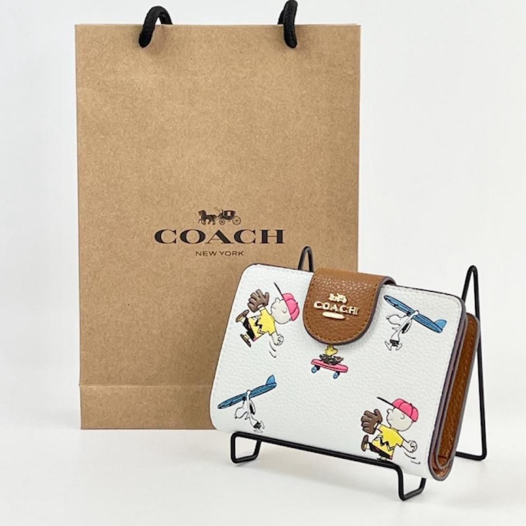 新品 COACH 財布 コーチ スヌーピー コラボ レザー ホワイト 白 可愛い