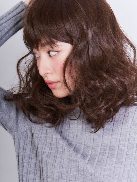 ミディアムゆるふわカールグラデーションウェーブ