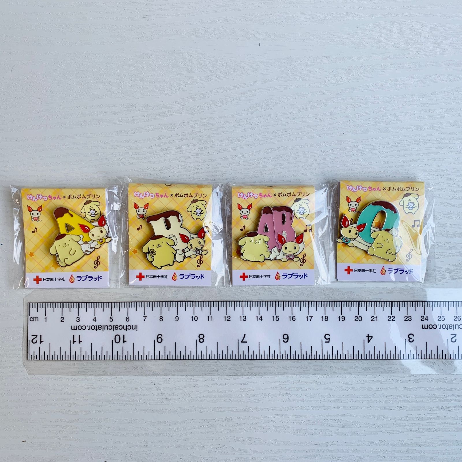 けんけつちゃん× ポムポムプリン ピンバッジ A型 B型 O型 AB