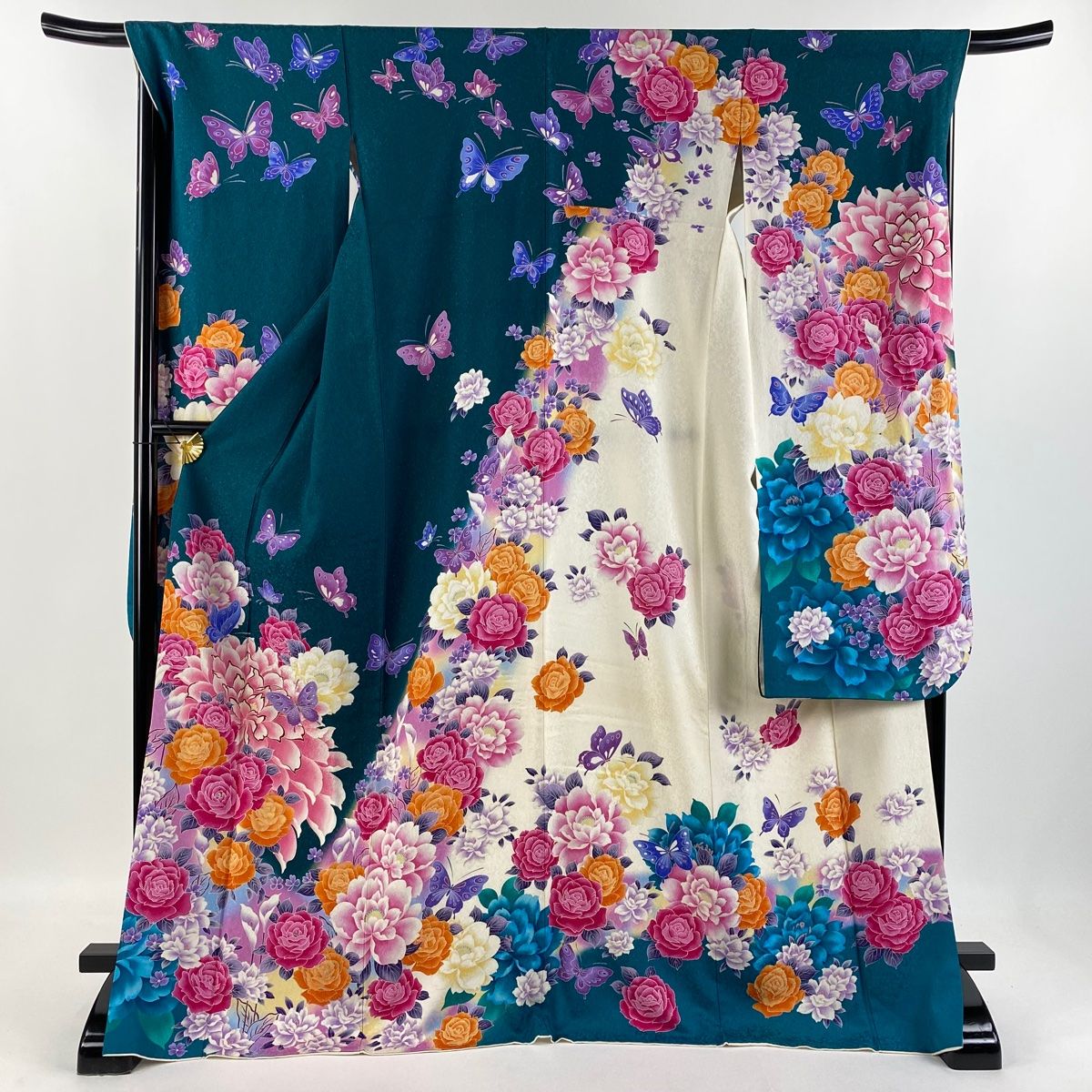 振袖 身長147-162cm 鮮やかな青　正絹　古典 振袖 身丈166cm 裄丈67cm M 袷 桜 蝶 金糸 金彩 青灰色 正絹