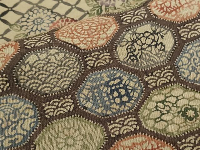 平和屋着物○上質な紬 作家物 型染め 横段吉祥文 正絹 逸品 CAAS9210th  