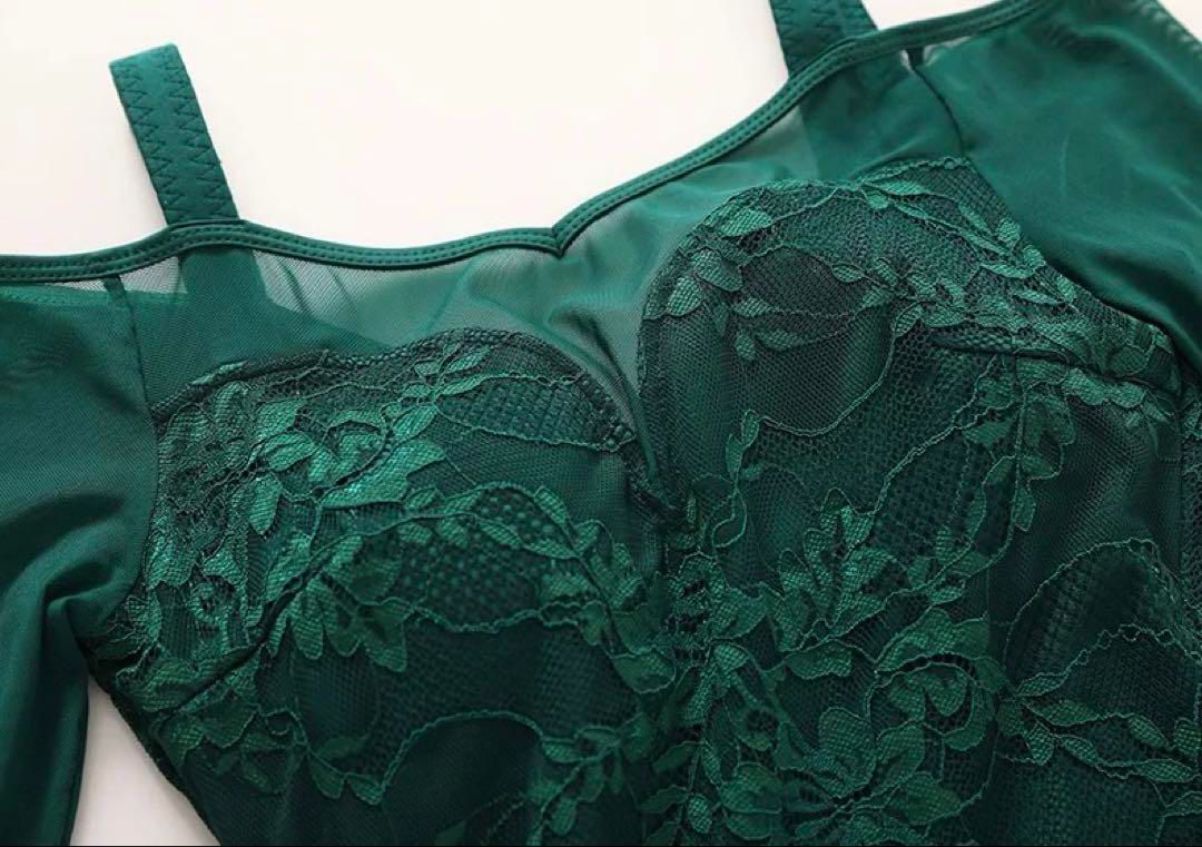 美しいレースのスタンダードドレス✨ダンスパーティーに最適な華やぎ 美しいレースのスタンダードドレス?ダンスパーティーに最適な華やぎ