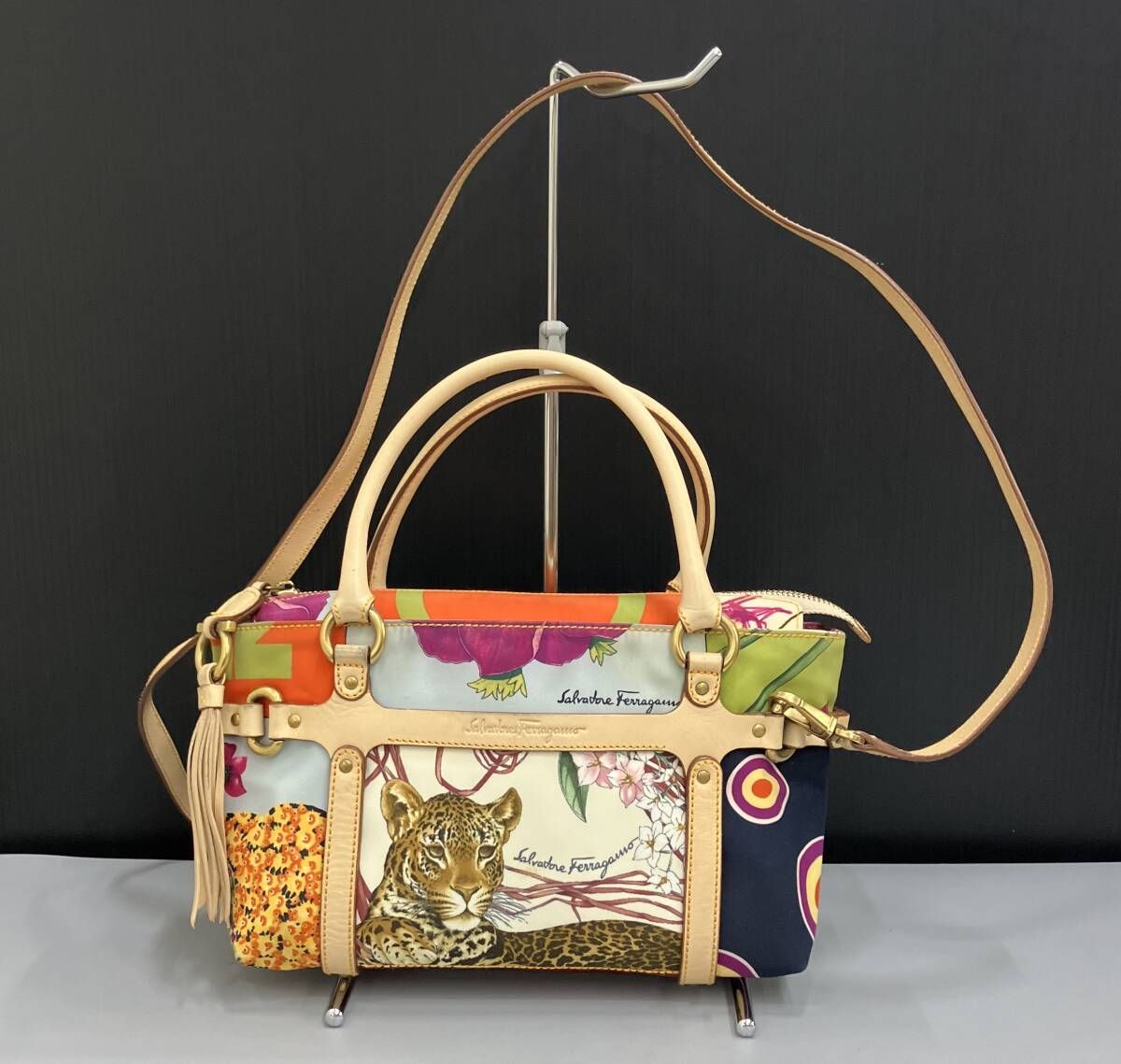 Salvatore Ferragamo サルヴァトーレ フェラガモ AF-21 6409 2WAY ハンドバッグ ショルダーバッグ 花鳥 蝶々 豹 ガンチーニ柄