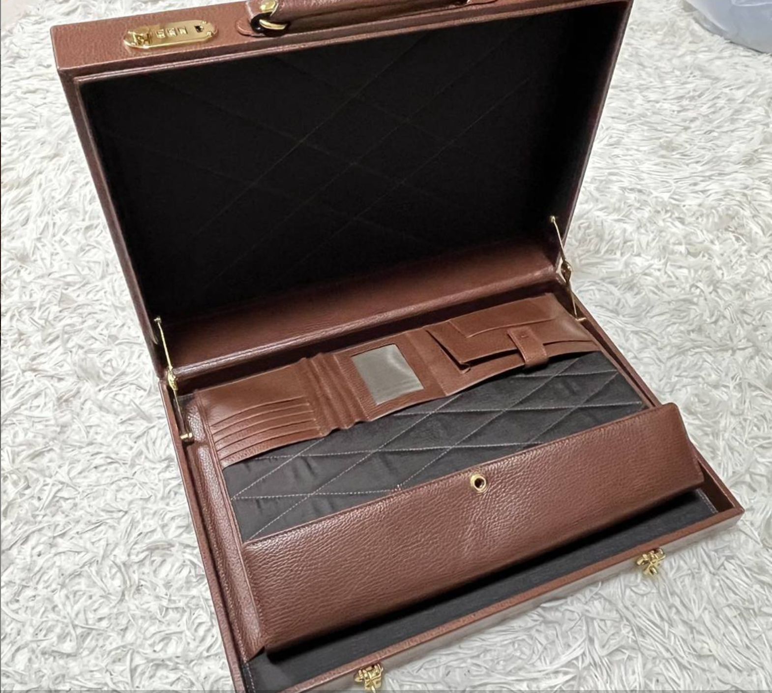 GIANNI VERSACE レザー アタッシュケース ブラウン ダイヤル