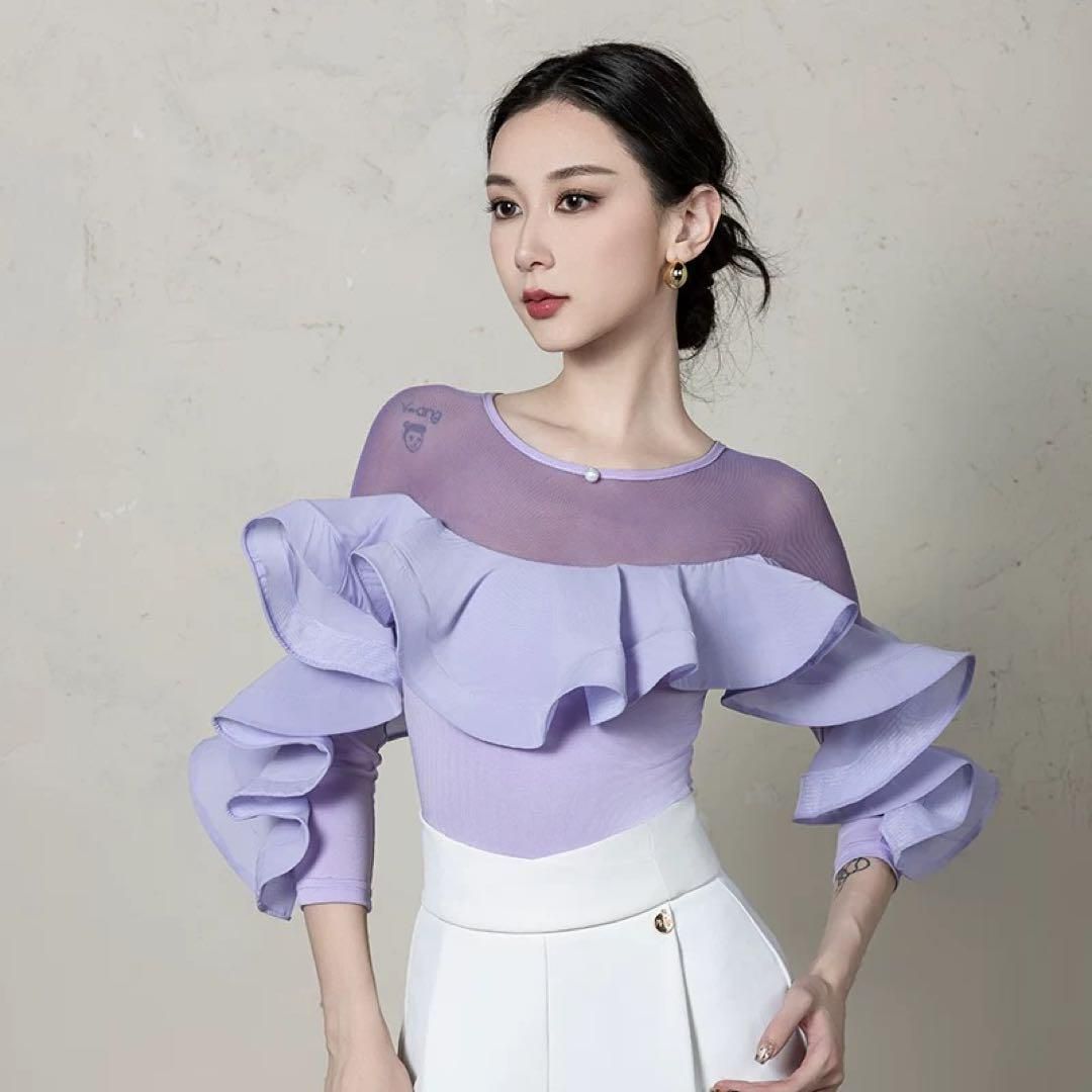 練習着に最適 フリルパール付きトップス スカートに合わせても