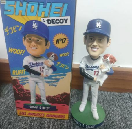 大谷翔平選手&デコピン　ボブルヘッド 8月28日 LA球場 配布景品 大谷翔平 with デコピン ドジャース
