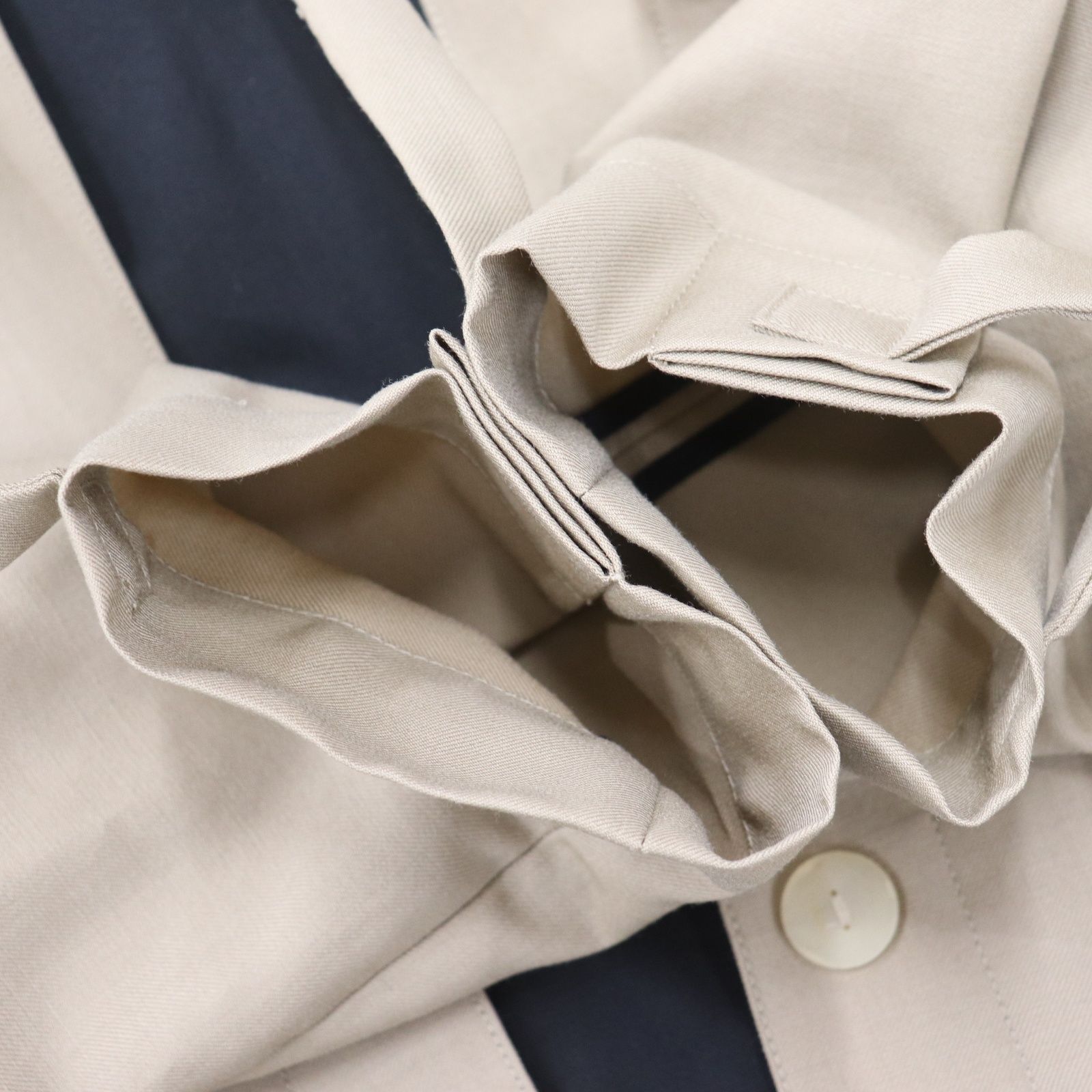 ITAR43I4MU9G 美品 LOEWE ロエベ ウール リボン ジャケット トップス