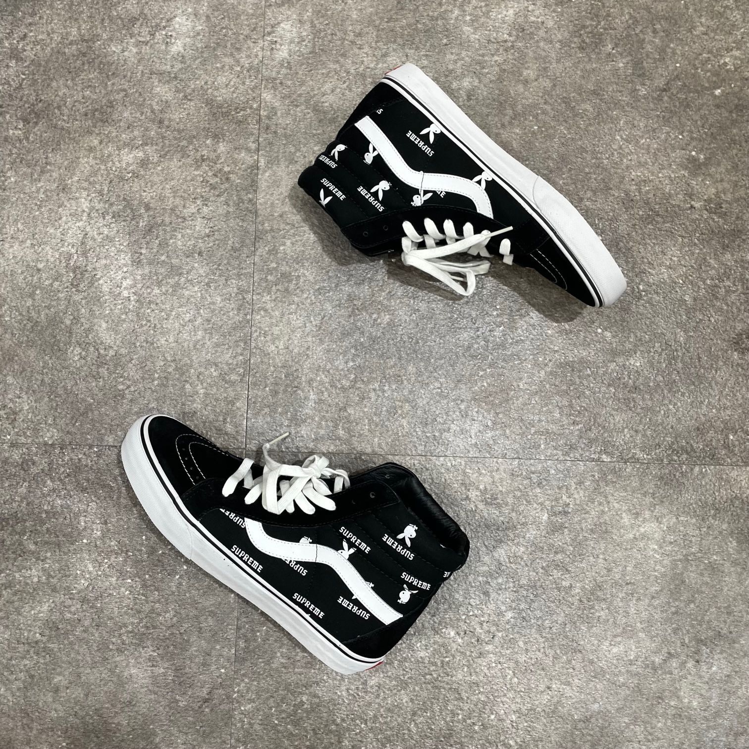 カラーブラック新品未使用 Supreme Vans Playboy ブラック26.5