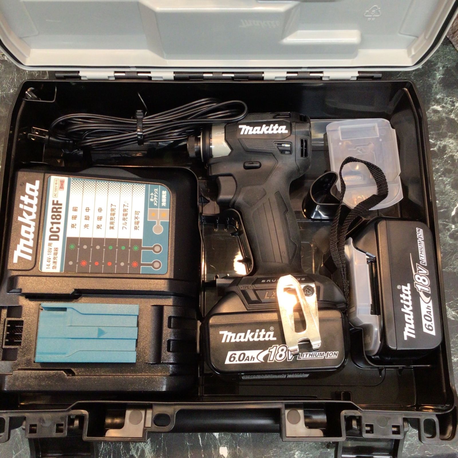 マキタ(makita) コードレスインパクトドライバー TD173DRGXB