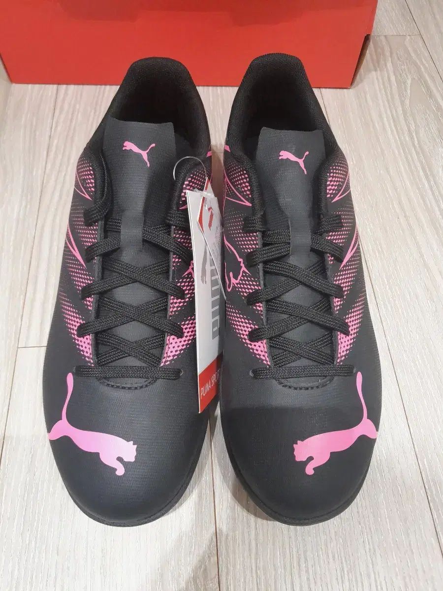 新品 puma サッカーシューズ 250
