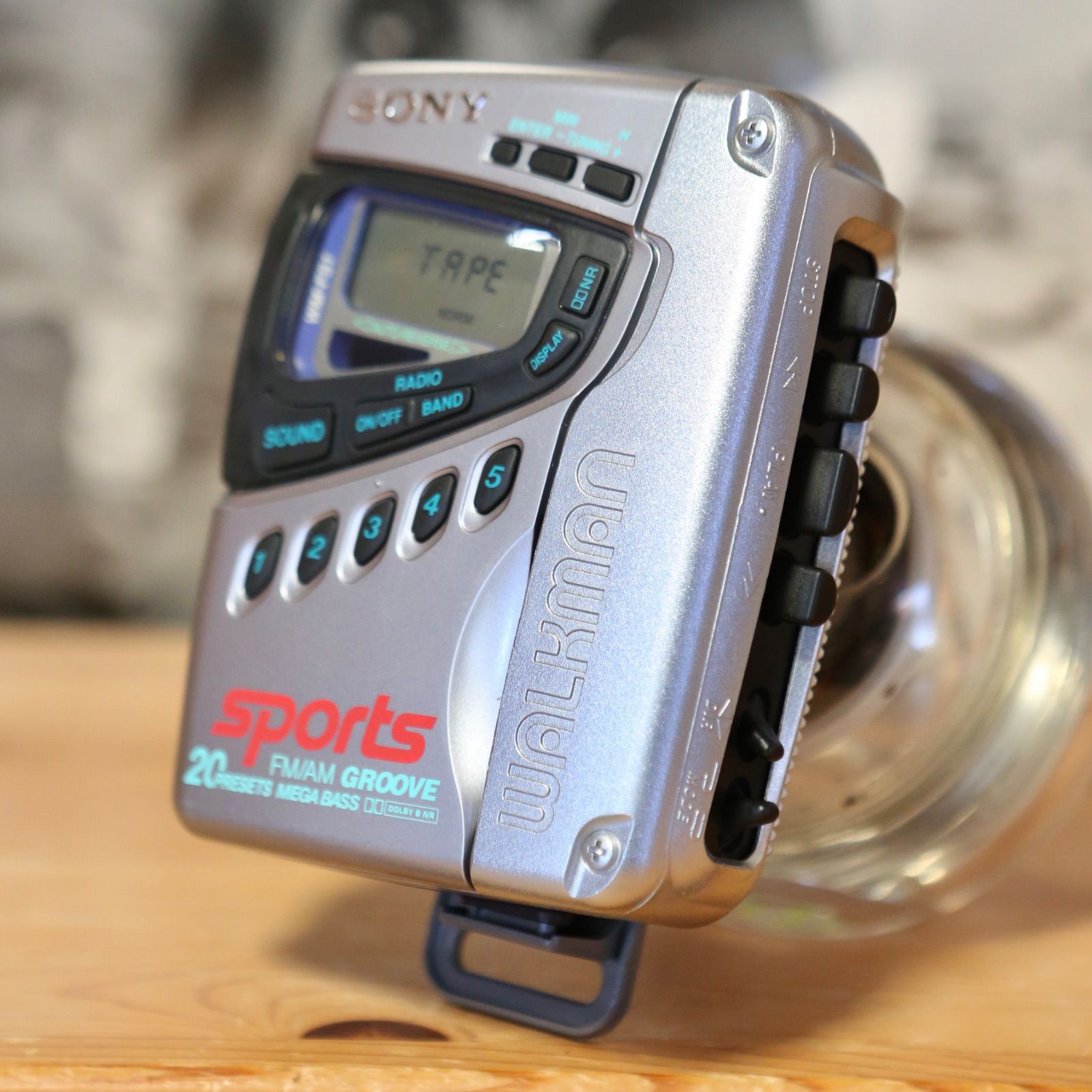 SONY SPORTS WALKMAN WM-FS1 MEGABASS搭載 防滴仕様