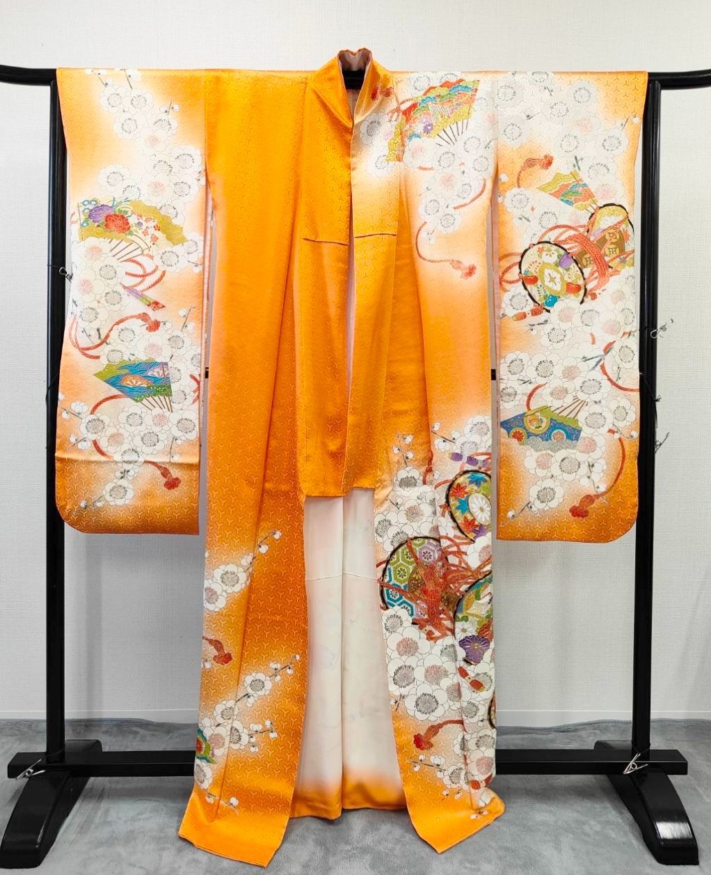 本振袖 正絹 赤 オレンジ 赤紫 熨斗文 桜 牡丹 トールサイズ ki28561