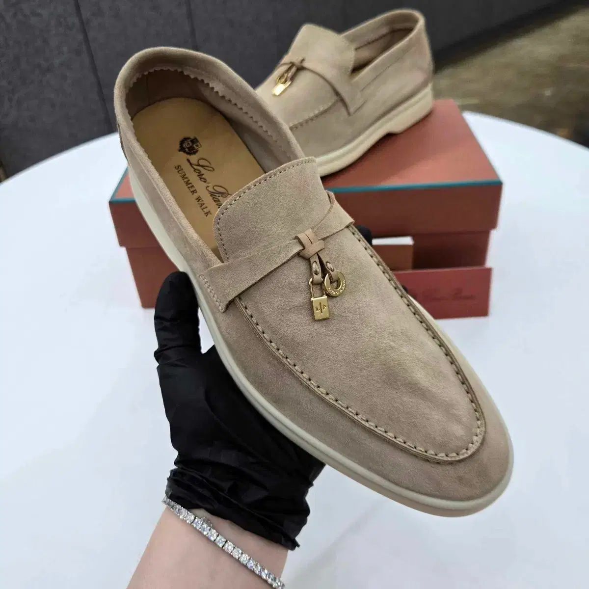 Loro Piana SUMMER WALK モカシン 40 ベージュ Loro Piana Loafers