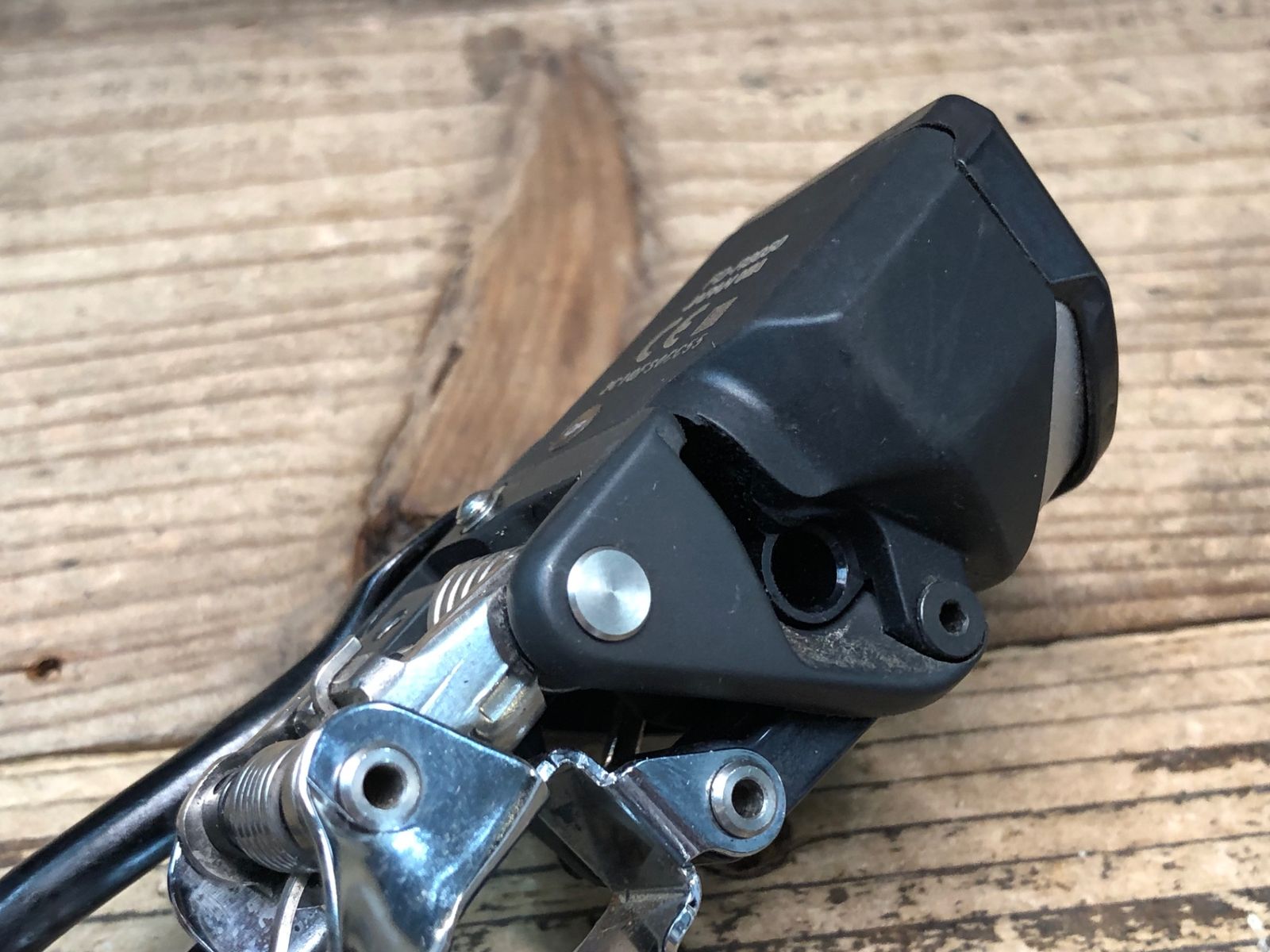 IY476 シマノ Shimano アルテグラ ULTEGRA FD-R8050 Di2 電動