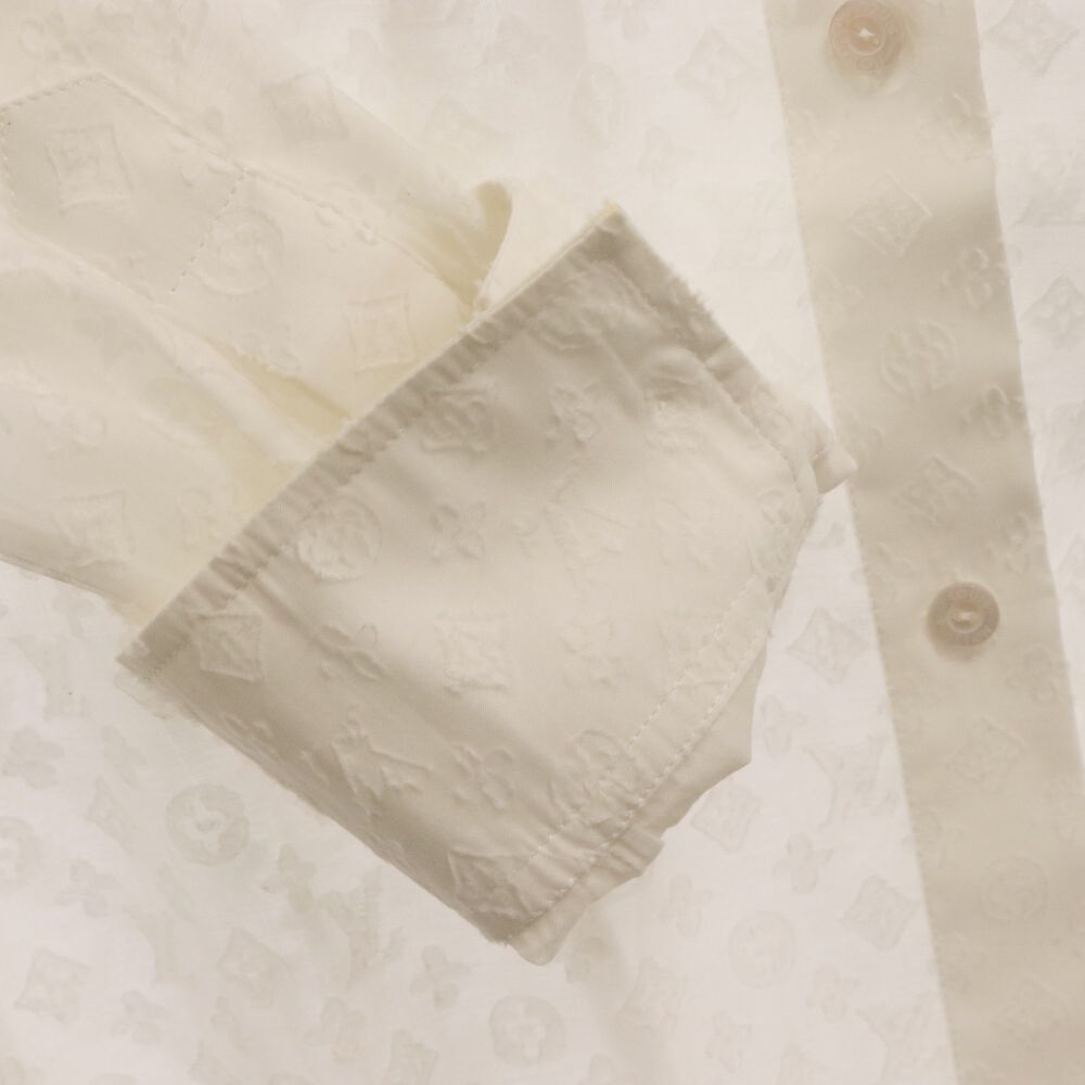 LOUIS VUITTON◆長袖ブラウス/34/コットン/WHT/RW232W UM7 FPBL06/23AW/シルク混/首元袖汚 LOUIS VUITTON (ルイヴィトン) 23AW シルク混 モノグラム長袖