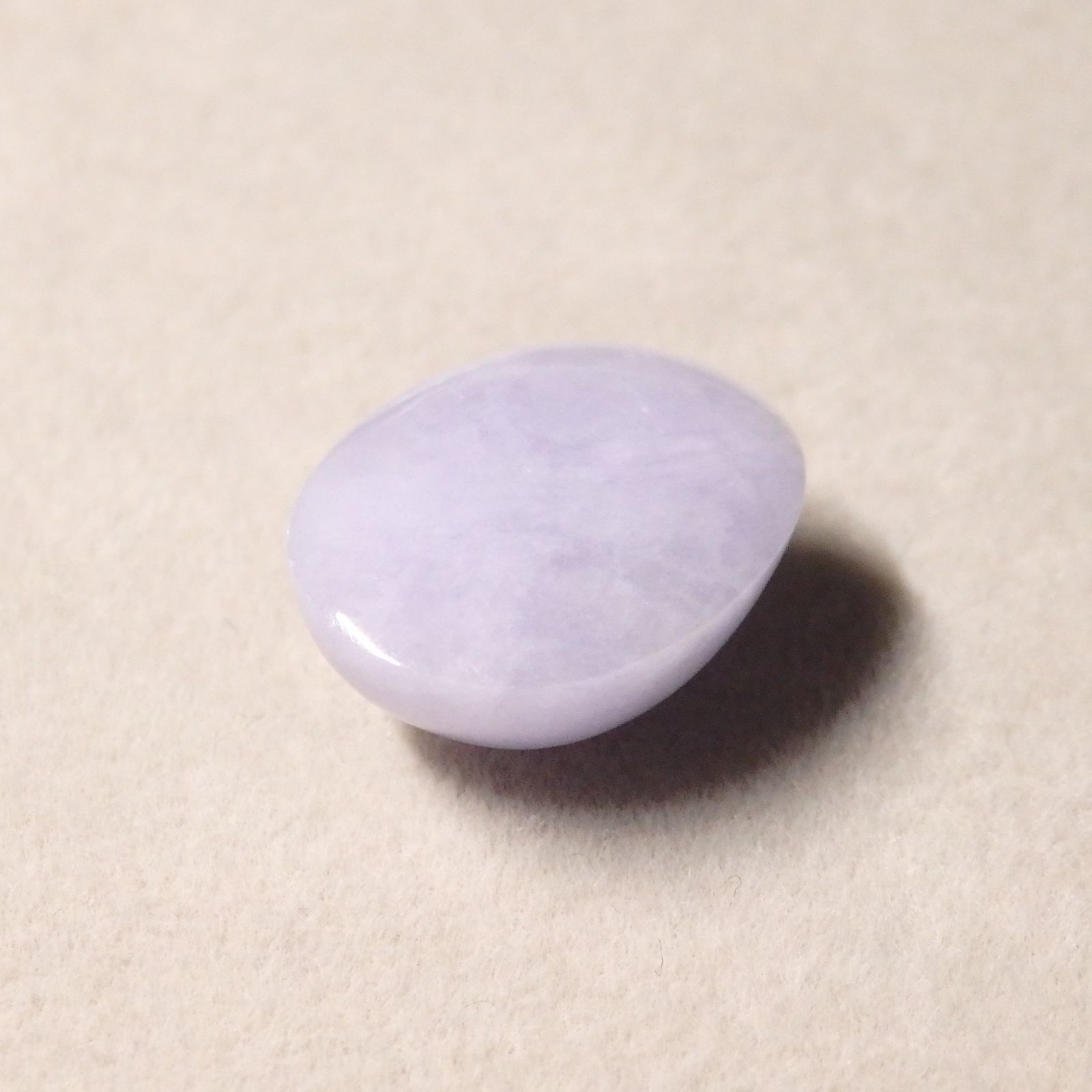 ラベンダーひすい 16.182ct Z0597 色石宝石 ルースソーティング