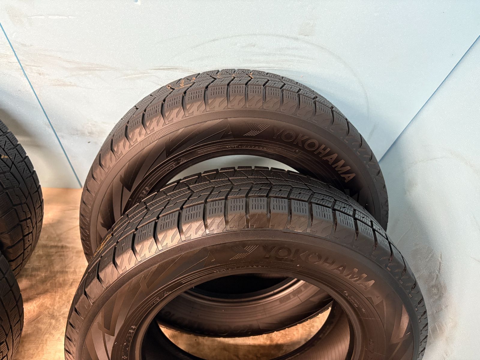 タグ付 215|65|R16 iG70 スタッドレス YOKOHAMA iceGUARD iG70 16インチ ４本セット R16No7