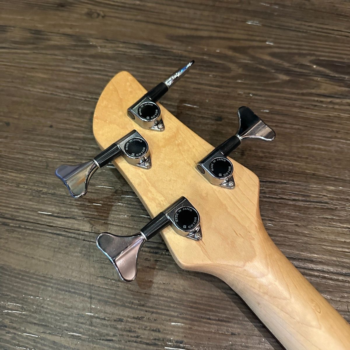 Fernandes FRB-40 Electric Bass エレキベース フェルナンデス