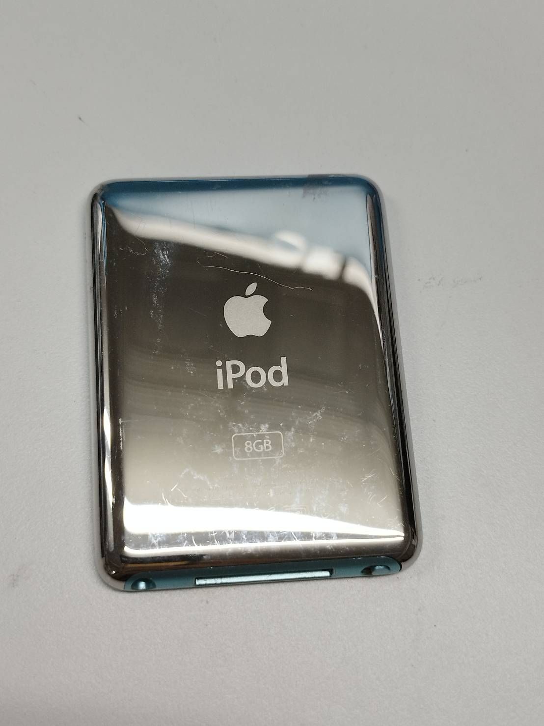 【ジャンク品】iPod A1136/A1236/A1285/A1320 Apple iPod Nano A1236 8 GB - 3rd Generation - Black (MB261LL