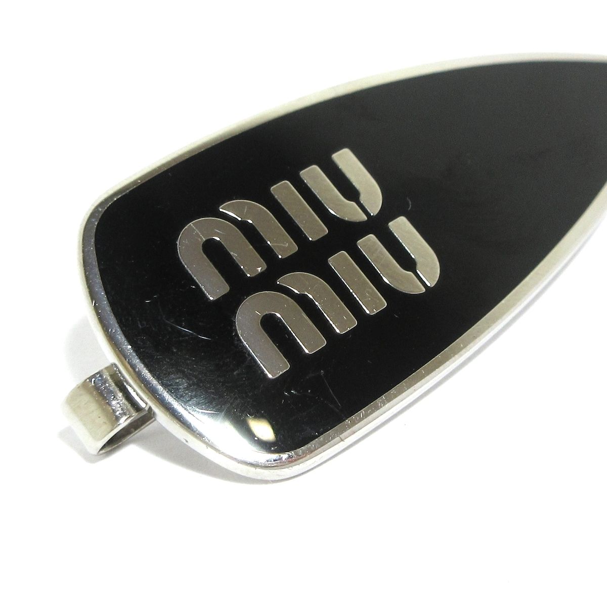 miumiu(ミュウミュウ) アクセサリー美品 エナメルメタル ヘアクリップ