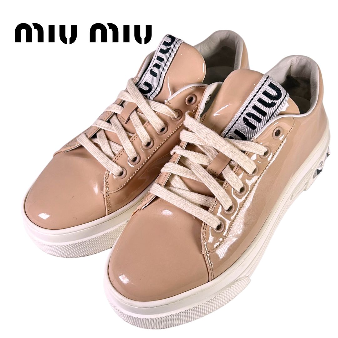 ☆期間限定セール☆ miumiu 美品 パテント ビジュー ロゴ 厚底 スニーカー 35 1/2 - メルカリ