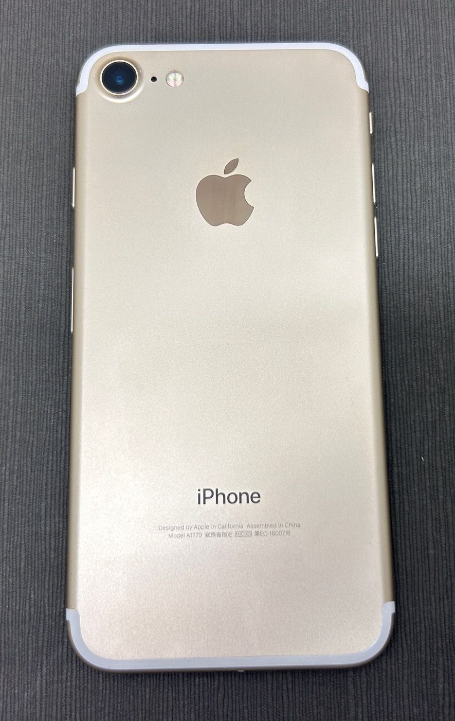 ジャンク】iPhone7 128GB ゴールド au - メルカリ