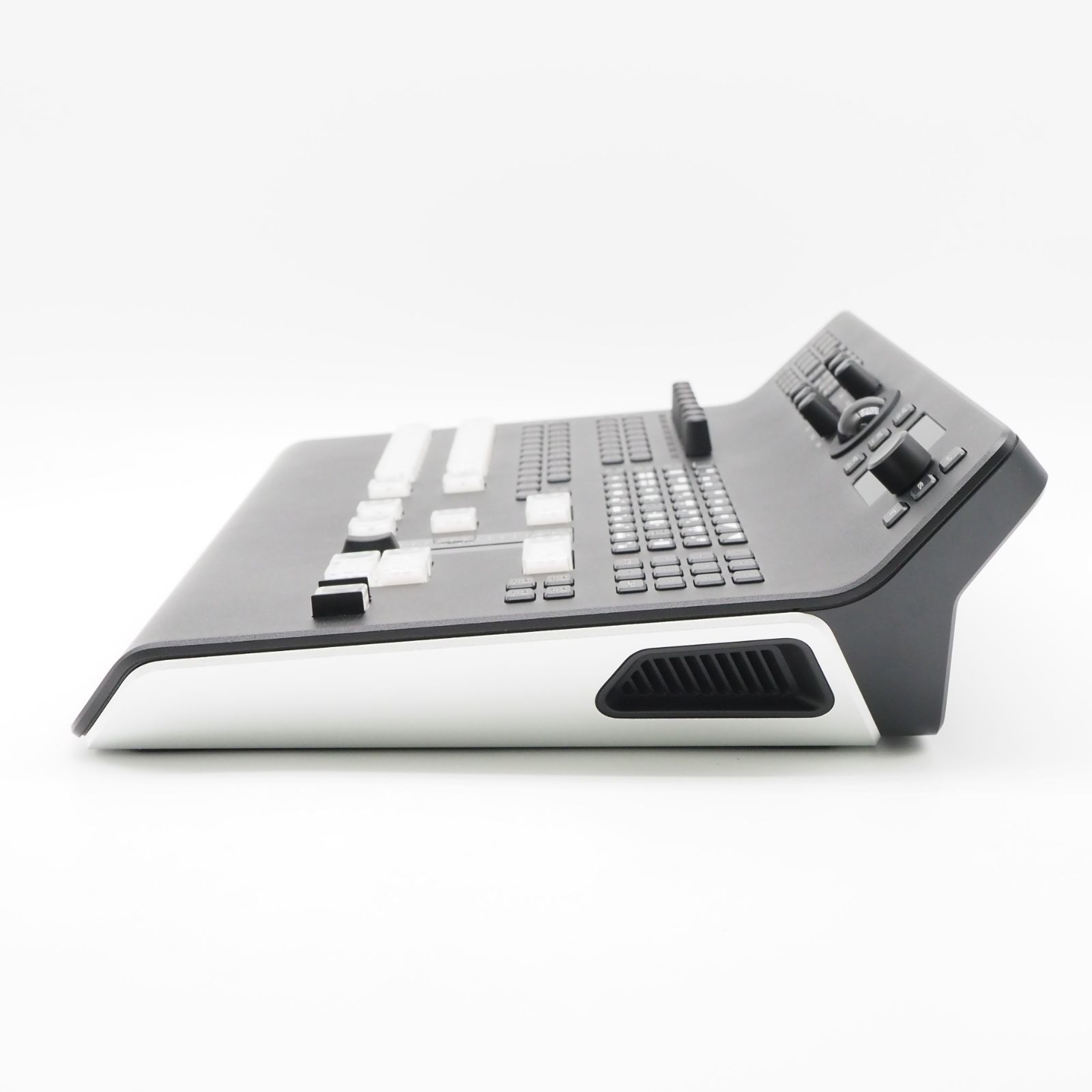 2月末】ATEM Television Studio Pro 4K Media | Blackmagic Design