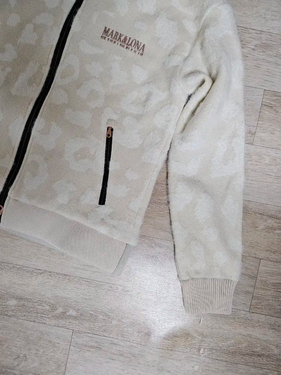 MARK - LONA マークアンドロナ 防風 ニット アウター 95号