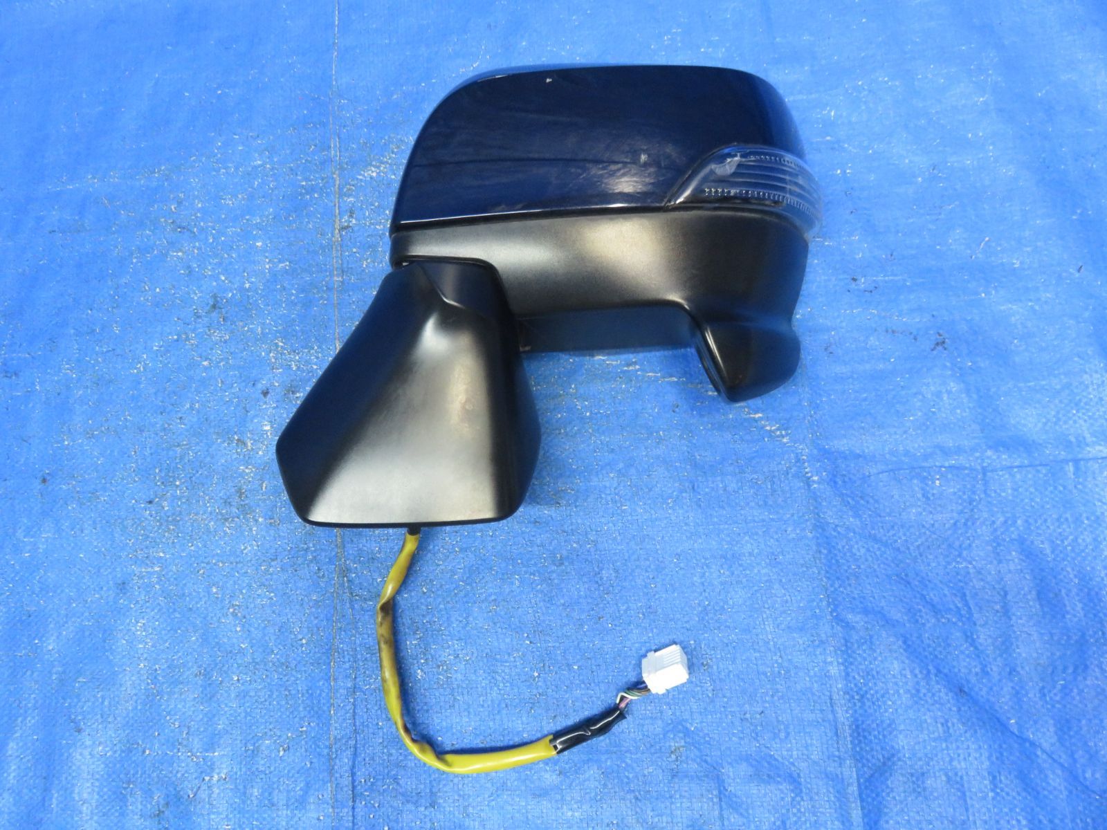 LA7016 スバル SJG フォレスター 左 ドアミラー 助手席 サイドミラー ウインカー付 純正 H3Qディープシーブルー SJ5 小傷