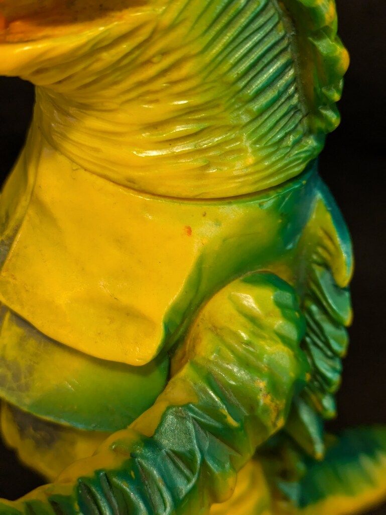 黄色成型