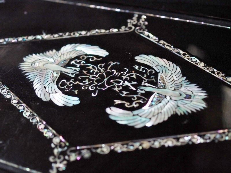 螺鈿装飾の小引き出し 昭和後期