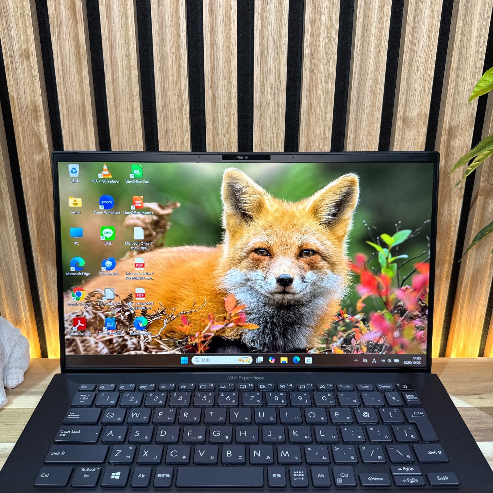 メモリ16GB SSD256GB