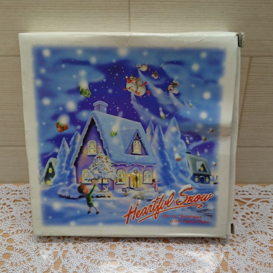 【値下げ】不二家 ペコちゃん クリスマスプレート Amazon.co.jp: 「2002年 ペコちゃん クリスマスプレート 」絵皿