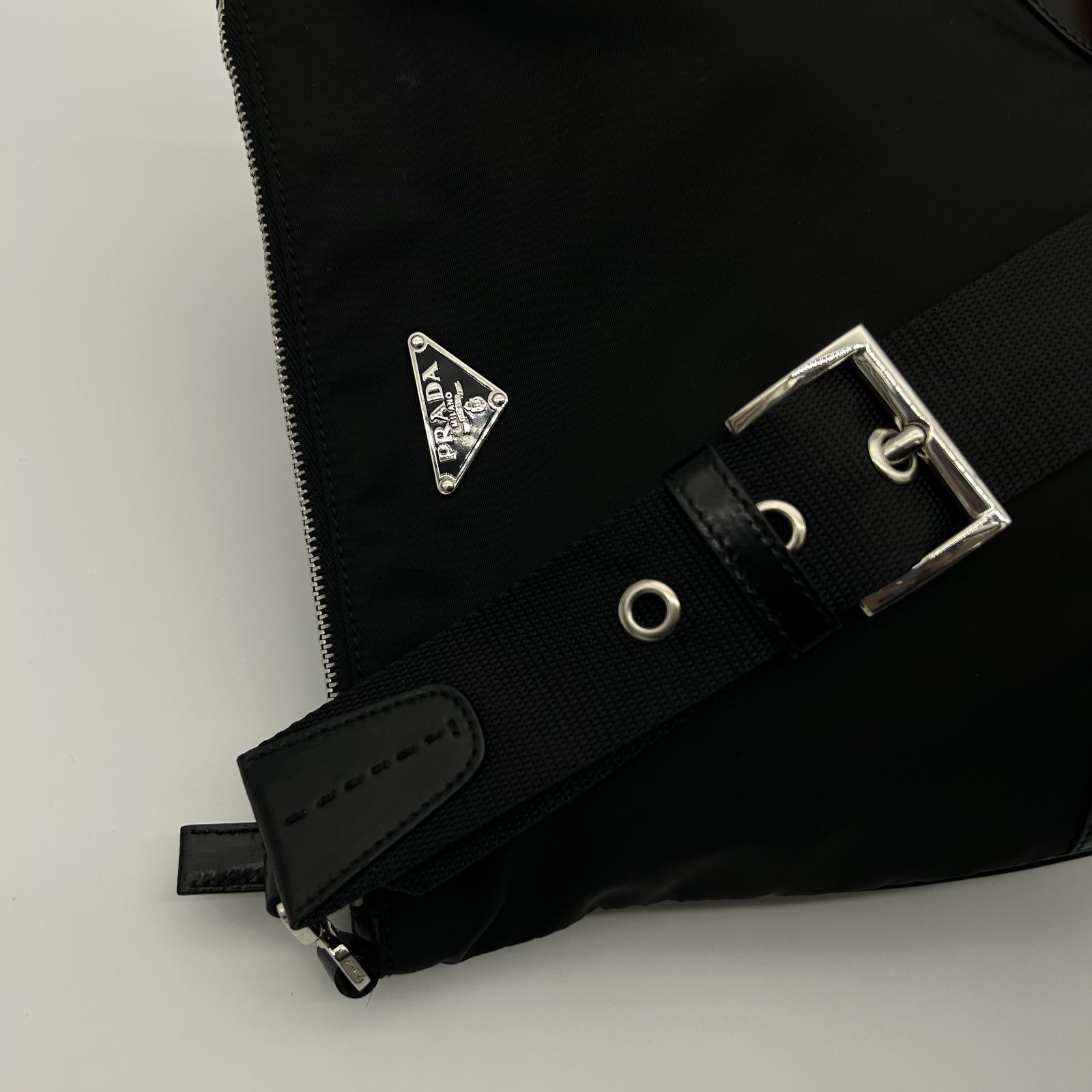 PRADA プラダ