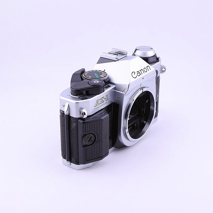 Canon キヤノン CANON AE-1(シャッター鳴き無し） 単焦点レンズ付
