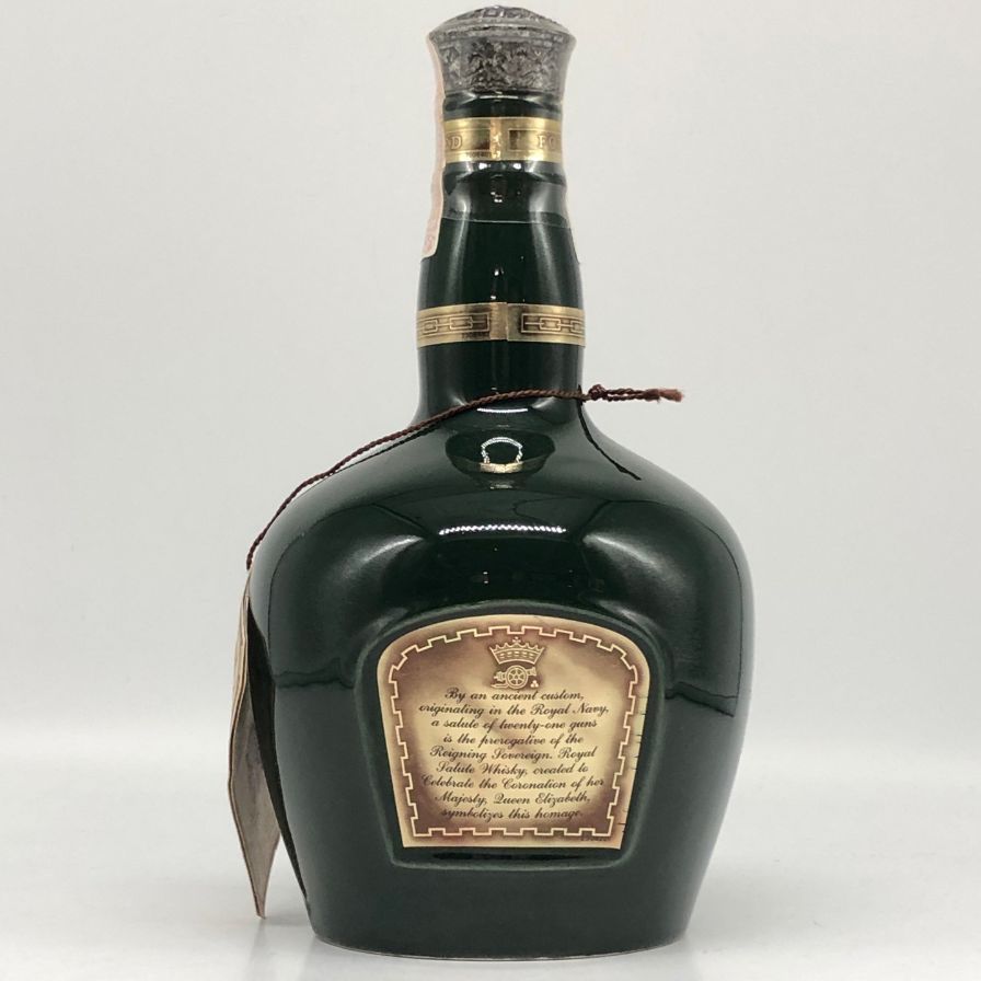 ロイヤルサルート 21年 陶器ボトル 750ml 40％ 総重量1373g ロイヤルサルート 21年 陶器ボトル 750ml 40％ 総重量1373g