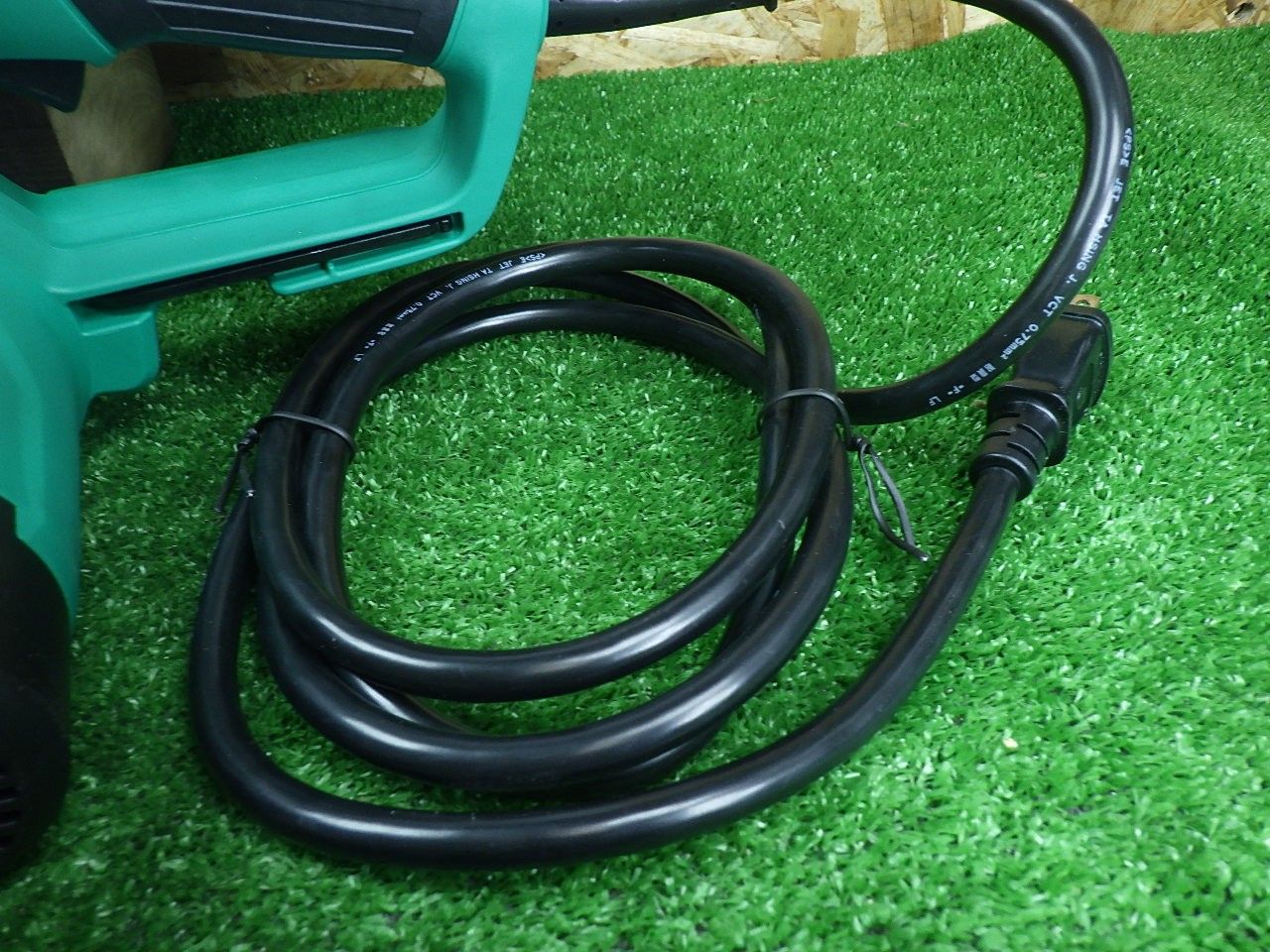 電動工具・エア工具 お庭の選定に マキタ(makita) 電気チェンソー 