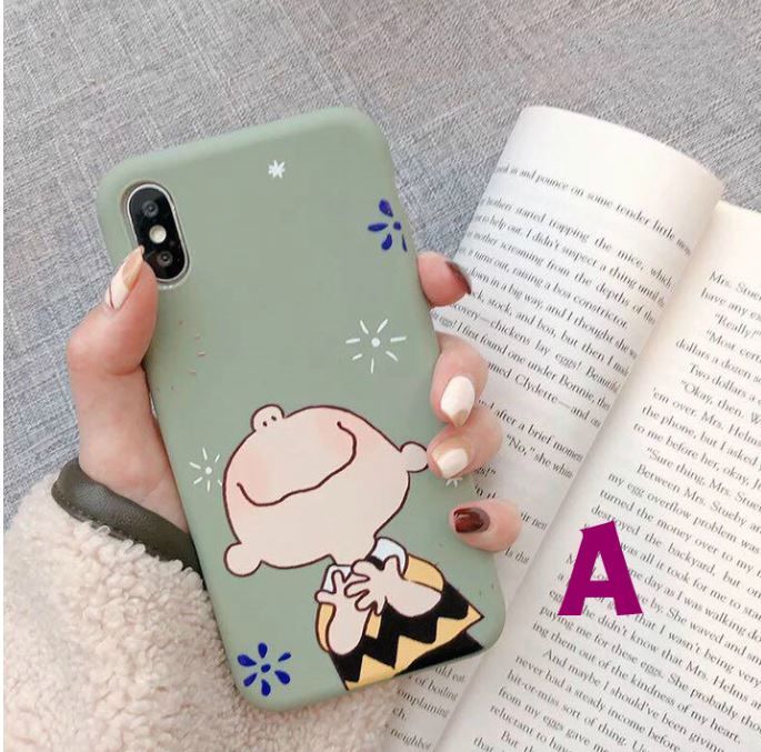 ピーナッツ ストラップホール付き かわいい キャラクター カバー ケース スマホケース iPhoneケース スヌーピー チャーリーブラウン SNOOPY アイフォーン (s22)