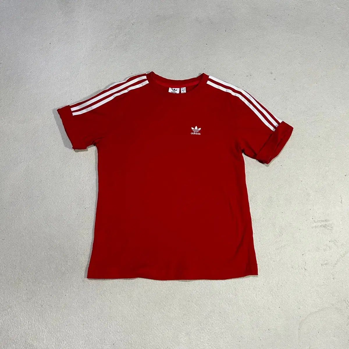 【雷市場（ポンジャン）商品韓国直送】adidas(アディダス) 半袖