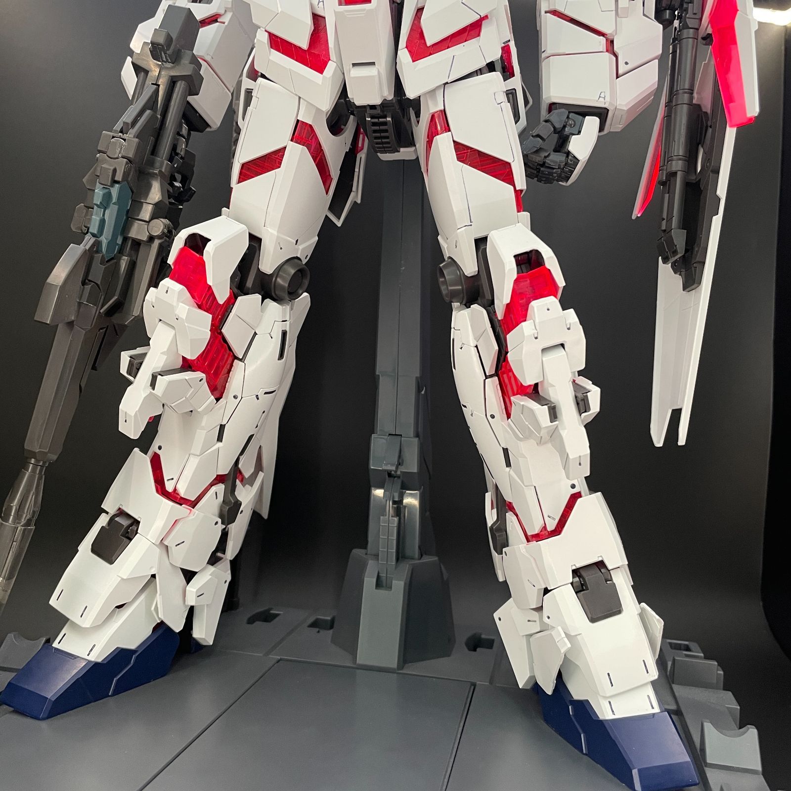 バンダイ
