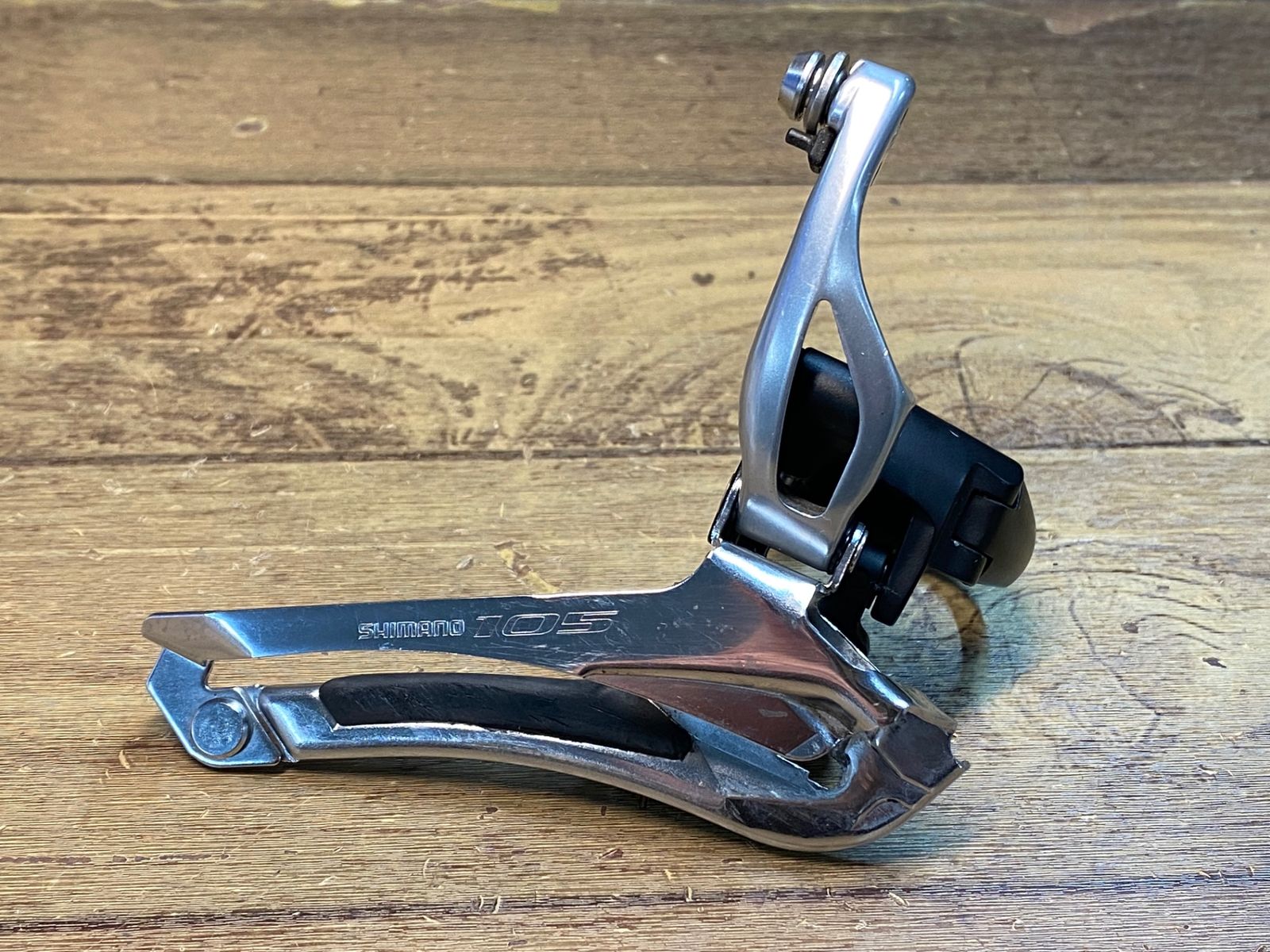 JD556 シマノ SHIMANO 105 FD-5800 フロントディレイラー バンド
