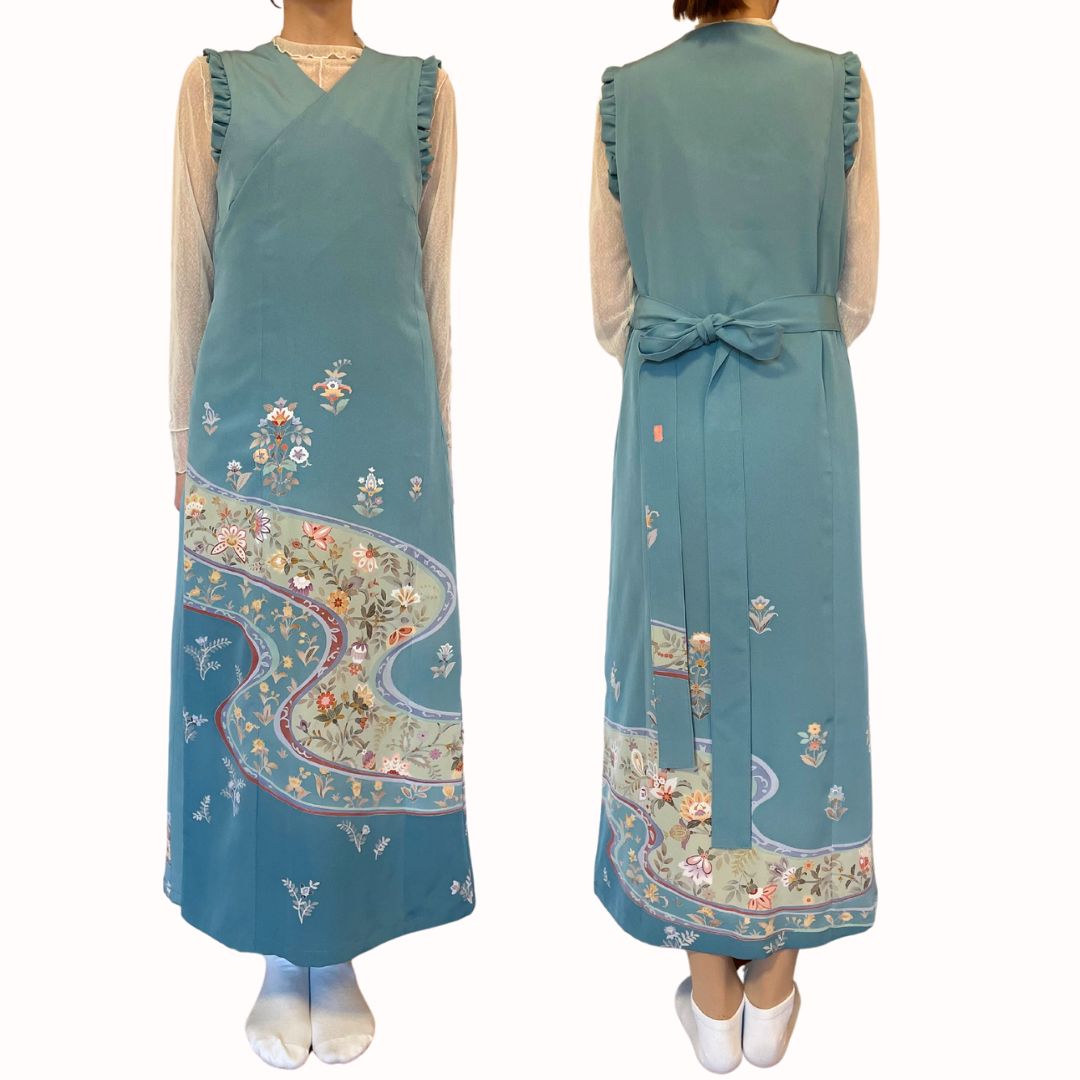 Kanata 着物リメイク⭐︎ターコイズブルーの美しい訪問着で作った