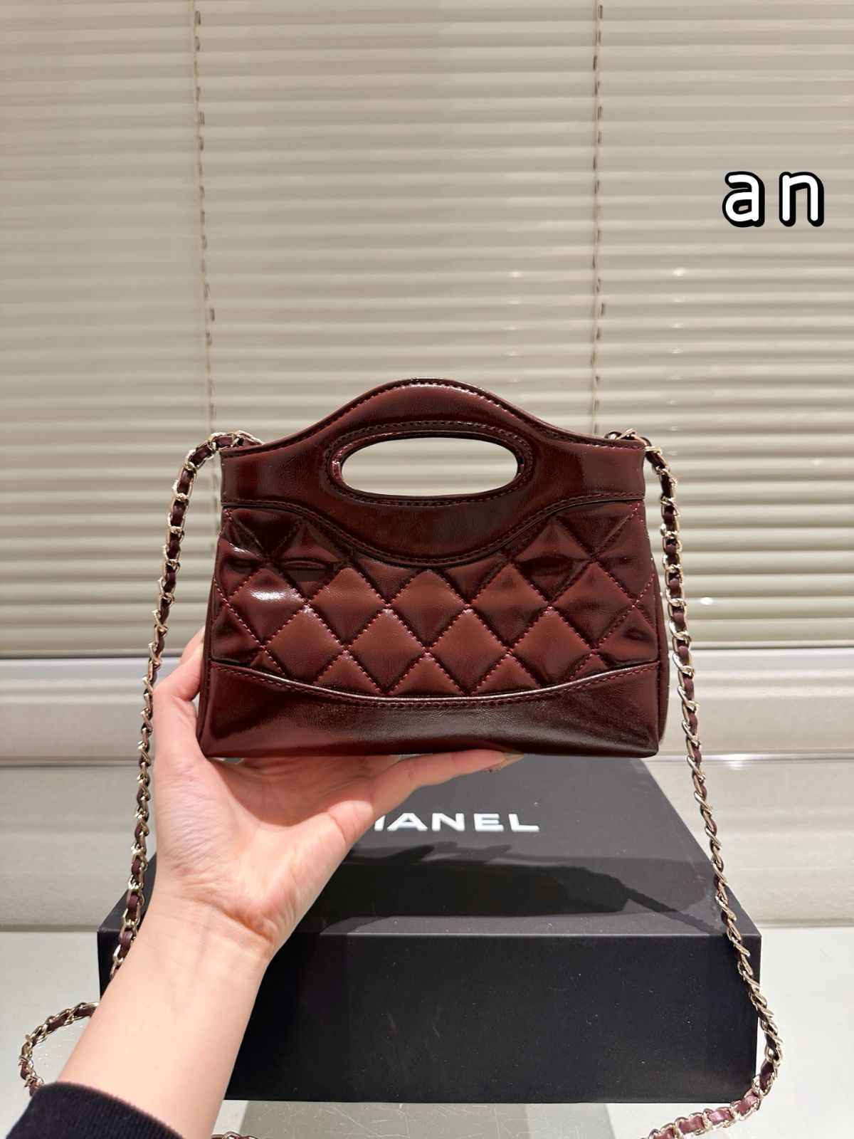今日 Chanel 23a mini 31bag サイズ 22×14.5cm -MM輸入